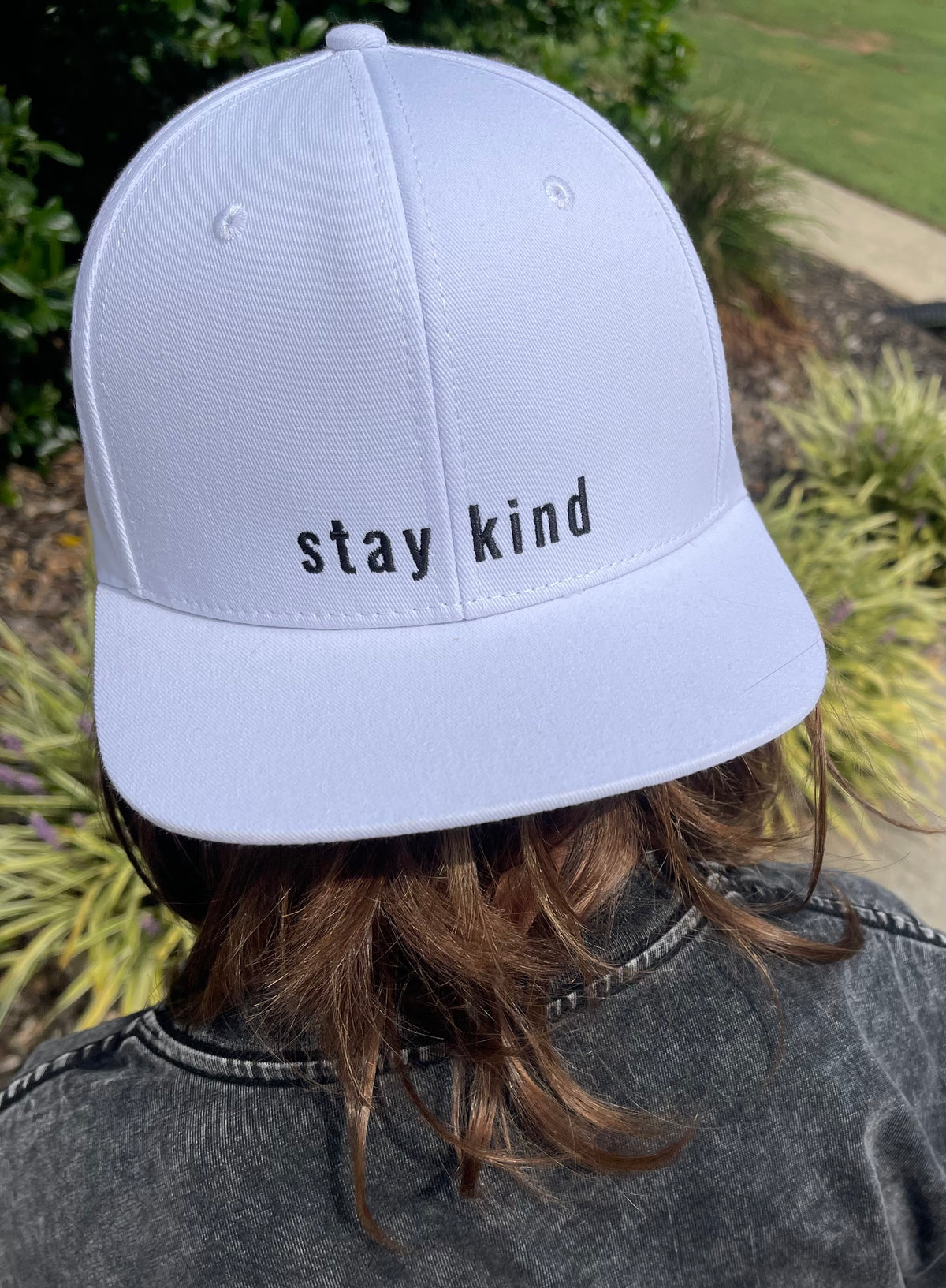 stay kind flat bill